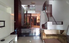 Mua nhà 5 tỉ ở riêng, nhưng chỉ vài tháng sau phải bán gấp