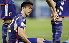 Bị loại nghiệt ngã khỏi World Cup, cầu thủ và CĐV Nhật Bản khóc như mưa