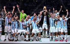 Messi đưa ra quyết định bất ngờ, cả thế giới vui mừng