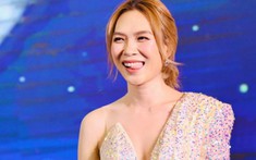 Mỹ Tâm ghi điểm với fan qua hành động ấm áp, từ chối khéo mũ và khăn dù đang trong thời tiết lạnh ở Đà Lạt