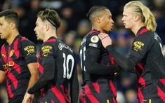 Thủ thành Ederson đi vào lịch sử Ngoại hạng Anh sau khi cùng Man City thắng đậm Leeds United
