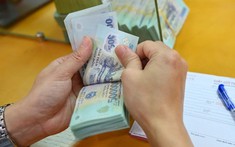 Ngân hàng nâng lãi suất tiết kiệm lên cao chót vót, hơn 10%/năm