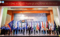 Sinh viên Kinh tế Quốc dân: Tinh tú - Hội tụ - Vững trụ tương lai