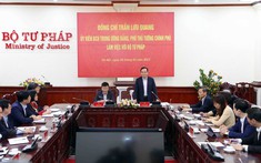 Phó Thủ tướng Trần Lưu Quang làm việc với lãnh đạo chủ chốt Bộ Tư pháp