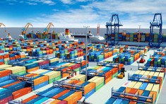 Chủ động, bình tĩnh, chắc chắn bước qua chông gai