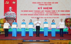 Trung tâm Y tế Tân Cảng đón nhận Bằng khen của Thủ tướng Chính phủ