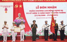 Công ty Hoa tiêu Tân Cảng đón nhận Huân chương Lao động hạng Ba