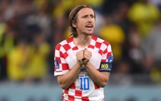 Luka Modric nhanh chóng ra quyết định khi được mời về đá cặp cùng Ronaldo