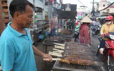 Vì sao người dân đổ xô đi mua cá lóc nướng ngày mùng 10 cúng thần tài?