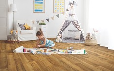 Thi công lát sàn nên dùng vật liệu nào, sàn gỗ hay sàn nhựa giả gỗ?