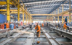 Chứng khoán Phú Hưng: Nền kinh tế dần lộ diện những “cơn gió ngược”