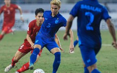 Theerathon được huyền thoại Thái Lan khuyên đến V.League chơi bóng