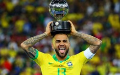 Dani Alves thay đổi lời khai lần thứ 5 để bảo vệ nạn nhân nữ