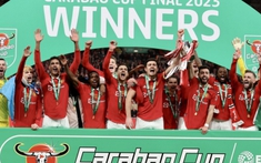 Hạ gục Newcastle, Man Utd đoạt danh hiệu đầu tiên sau 6 năm