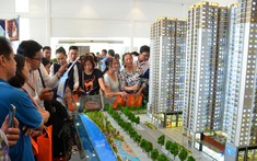 Chuyên gia Savills: Thời điểm này là cơ hội cho những nhà đầu tư sẵn tiền mua vào vì ít cạnh tranh, ít thổi giá