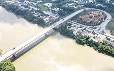 Lãnh đạo tỉnh Bình Dương báo cáo Bộ trưởng Bộ giao thông về dự án đường Vành đai 4