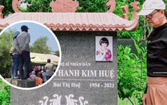 Phần mộ của NSƯT Thanh Kim Huệ bị giẫm đạp, gãy phần mái, chậu hoa đổ vỡ sau tang lễ NSƯT Vũ Linh