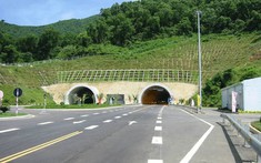 Phó Thủ tướng chỉ đạo về dự án hầm đường bộ nối Lào Cai với Lai Châu