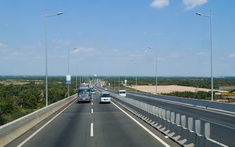 TP.HCM ngỏ ý mời nhà đầu tư ngoại quốc “góp vốn” vào các dự án giao thông nghìn tỉ