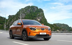 Công ty taxi điện của tỷ phú Phạm Nhật Vượng tuyển tài xế: Lương cứng đến 11 triệu đồng, hoa hồng 25% tổng doanh thu tháng