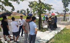 Đề xuất siết chặt việc đặt cọc đất nền hình thành trong tương lai