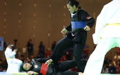 CỰC SỐC: Võ sĩ Việt Nam thắng knock-out, Campuchia vẫn trao HCV cho VĐV Indonesia