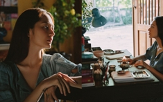 Bảo Anh hé lộ đoạn thư tình nhói lòng trong MV mới: 'Người chủ động trước là người thua trong tình yêu”