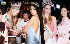 Á hậu Phương Nhi diện áo dài nền nã chào đón Hoa hậu Quốc tế 2022 - Jasmin Selberg đến Việt Nam