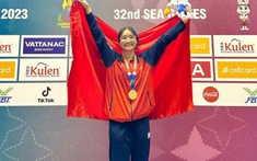 Truyền thông Thái Lan ngả mũ thán phục nghị lực của cô gái Việt Nam đoạt 3 HCV SEA Games 32