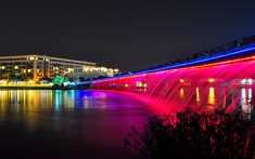 Cầu Ánh Sao Quận 7 - địa điểm vui chơi lung linh về đêm