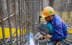 Giá thép giảm lần thứ 5 liên tiếp, rẻ hơn 460.000 đồng mỗi tấn