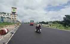 Cận cảnh 2,7km đường mất 6 năm để thông xe ở TP. Thủ Đức