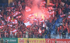 VFF cấm cổ động viên Hải Phòng đến sân Hà Nội FC vì đốt pháo sáng