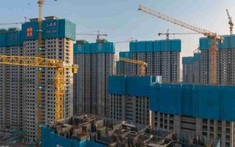 Bài toán khó của Ngân hàng Trung ương Trung Quốc: Cứu giúp ngành bất động sản hay duy trì lợi nhuận của các ngân hàng?