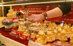 Giá vàng hôm nay 24-8: Giá vàng trong nước tăng mạnh