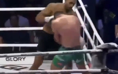 VIDEO: Võ sĩ bị đấm gục 3 lần vẫn ngược dòng thắng knock-out đối thủ