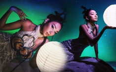 Á hậu Hoàn vũ Việt Nam - Thảo Nhi Lê hóa thân thành chị Hằng 'sang chảnh' trong bộ ảnh đón Trung thu