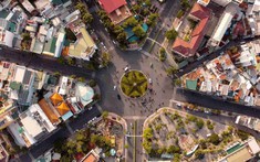 Vì sao giá nhà ngày càng đắt đỏ?