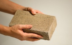 Từng viên gạch, tấm kính có thể định hình tương lai của ngành xây dựng