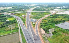 Cao tốc Đồng bằng sông Cửu Long: Xây cầu cạn nhiều lợi thế nhưng chi phí cao gấp 2,6 lần so với phương án đắp nền