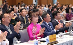 Giới doanh nhân nhìn thấy cơ hội lịch sử cho Việt Nam phát triển, mong chờ sự hưng phấn trở lại
