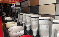 “Dở khóc dở cười” vì thiết bị vệ sinh không rõ nguồn gốc xuất xứ