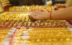Giá vàng hôm nay 21-10: Tiếp tục tăng cao, vượt ngưỡng 71 triệu đồng/lượng