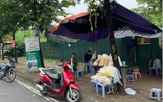 Sắp hết thời bà bán trà đá, anh lái taxi đi làm môi giới