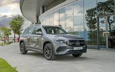 Giá xe Mercedes-Benz EQB 250 kèm khuyến mại tháng 11/2023