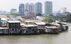 Bất động sản 24h: Thí điểm cho hộ dân có nhà ven kênh rạch TP.HCM mua nhà ở xã hội