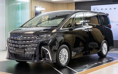 "Chuyên cơ mặt đất" Toyota Alphard 2024 hẹn giờ ra mắt tháng 11, giá dự kiến có thể chạm ngưỡng 4,5 tỷ đồng