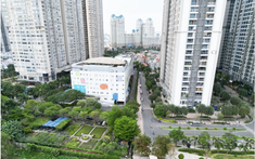 Cận cảnh bức tường ngăn cách Vinhomes và Saigon Pearl trước ngày bị dỡ bỏ