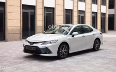 Toyota Camry vẫn là mẫu xe hút khách nhất phân khúc sedan cỡ D tháng 1/2024 dù chỉ bán được 103 chiếc