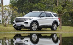 Ford Explorer giảm giá niêm yết tới gần 500 triệu đồng